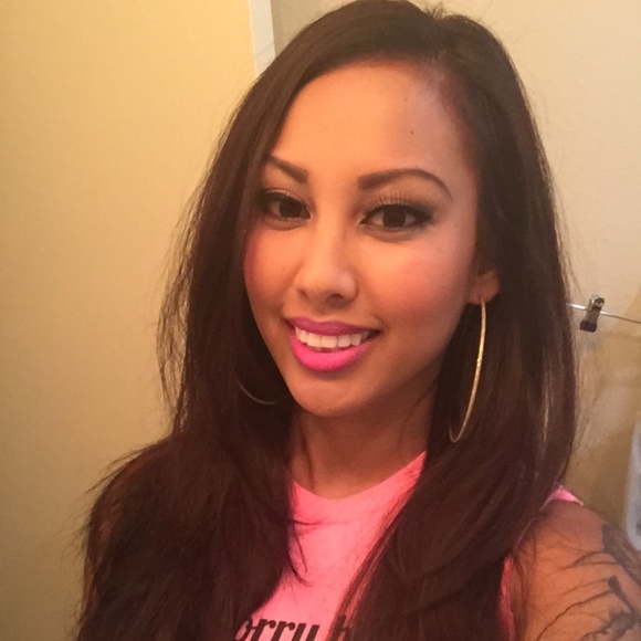 NEW Large Gold Gold Hoops - 4 for $20! - Picture 7 of 8